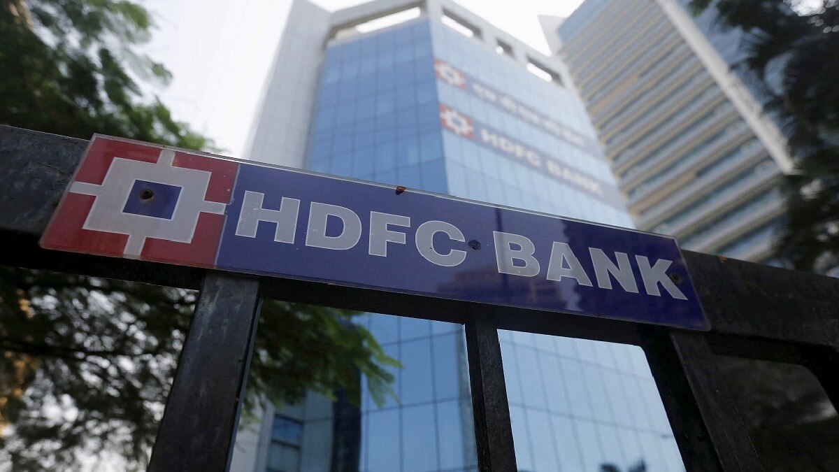 HDFC Bank clarifies no evidence to suggest FPI selling in stock related to SEBI's disclosure norms HDFC Bank clarifies no evidence to suggest FPI selling in stock related to SEBI's disclosure norms