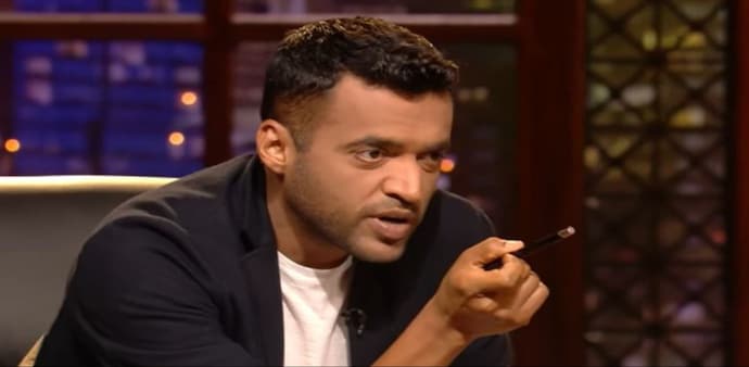 He expressed his disappointment by highlighting the importance of attention to detail, especially when presenting on national television. He expressed his disappointment by highlighting the importance of attention to detail, especially when presenting on national television.