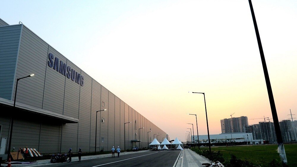Noida is a very important production base for Samsung. Noida is a very important production base for Samsung.