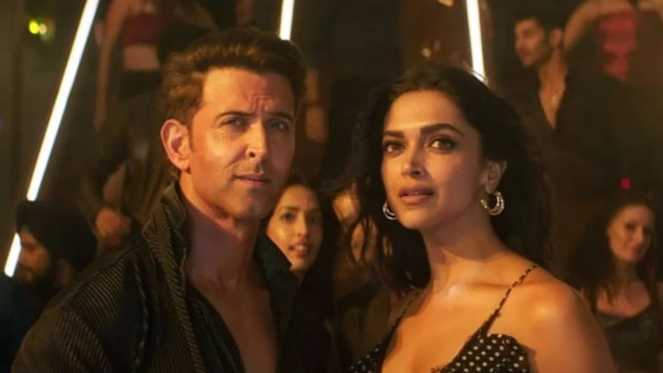 At the worldwide box office, the film has surpassed the Rs 200 crore within four days of its theatrical release At the worldwide box office, the film has surpassed the Rs 200 crore within four days of its theatrical release