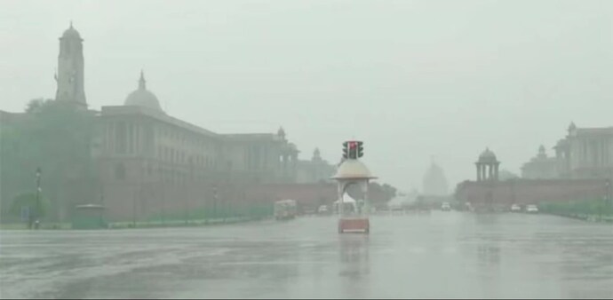 The Indian Meteorological Department (IMD) has warned that the area around the capital is expected to experience continued thunderstorms. The Indian Meteorological Department (IMD) has warned that the area around the capital is expected to experience continued thunderstorms.