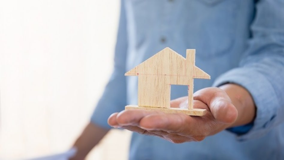 Interim Budget 2024: Housing for middle-class scheme to strengthen financing, cement, steel, paint sectors Interim Budget 2024: Housing for middle-class scheme to strengthen financing, cement, steel, paint sectors