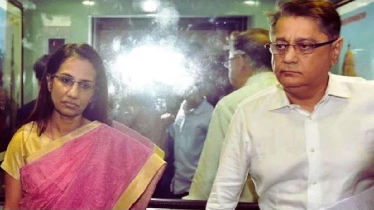 ICICI Bank-Videocon loan fraud case: Bombay HC confirms interim bail granted to Chanda, Deepak Kochhar ICICI Bank-Videocon loan fraud case: Bombay HC confirms interim bail granted to Chanda, Deepak Kochhar