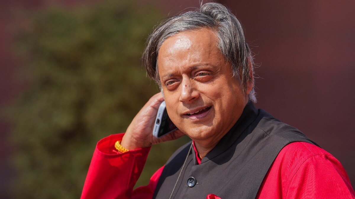 'Hum kangle ho gaye': Shashi Tharoor's poetic take on FM Sitharaman's Interim Budget 2024; WATCH