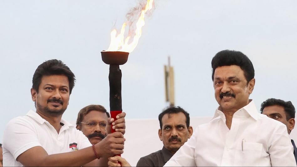 Mood of the Nation: INDIA alliance expected to make a clean sweep in Tamil Nadu with 39/39 seatsMood of the Nation: INDIA alliance expected to make a clean sweep in Tamil Nadu with 39/39 seats Mood of the Nation: INDIA alliance expected to make a clean sweep in Tamil Nadu with 39/39 seatsMood of the Nation: INDIA alliance expected to make a clean sweep in Tamil Nadu with 39/39 seats