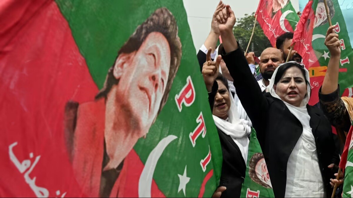 Pakistan election results: US, UK, EU urge probe after Imran Khan, Nawaz Sharif both claim victory