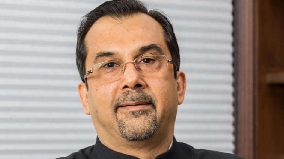 He also highlighted ongoing efforts to assist farmers in mitigating the impacts of climate change. He also highlighted ongoing efforts to assist farmers in mitigating the impacts of climate change.