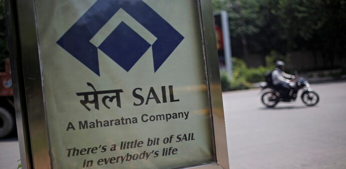 Besides this, SAIL has placed some other below-board-level officials under suspension. Besides this, SAIL has placed some other below-board-level officials under suspension.