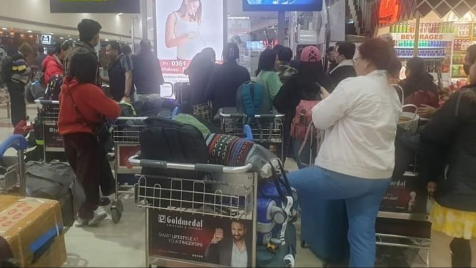 Last month, major airlines such as IndiGo, SpiceJet, Air India and Vistara as well as new players like Rakesh Jhunjhunwala-backed Akasa Air had a chaotic run. Last month, major airlines such as IndiGo, SpiceJet, Air India and Vistara as well as new players like Rakesh Jhunjhunwala-backed Akasa Air had a chaotic run.