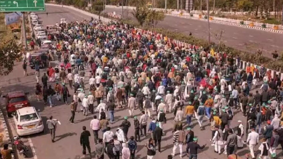 Farmers 'Delhi Chalo' march; SCBA President writes to CJI for suo motu action against farmers Farmers 'Delhi Chalo' march; SCBA President writes to CJI for suo motu action against farmers