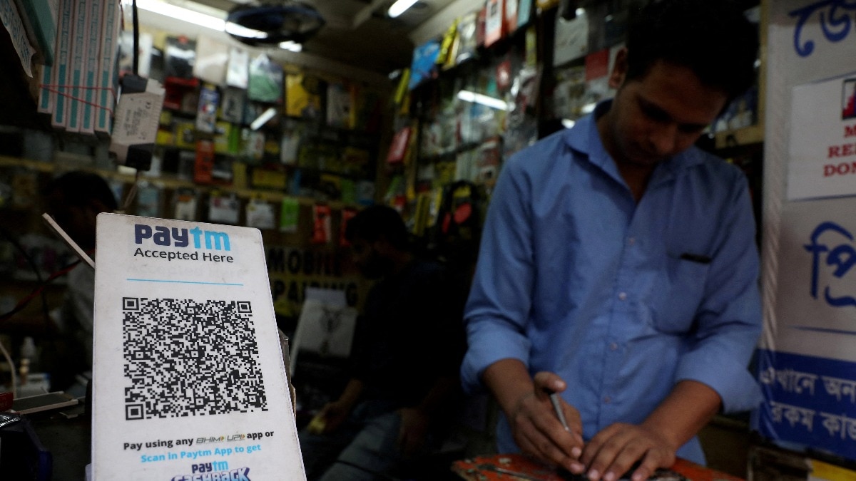 The brokerage in a stinging report said Paym faces "a serious risk of exodus of customers "