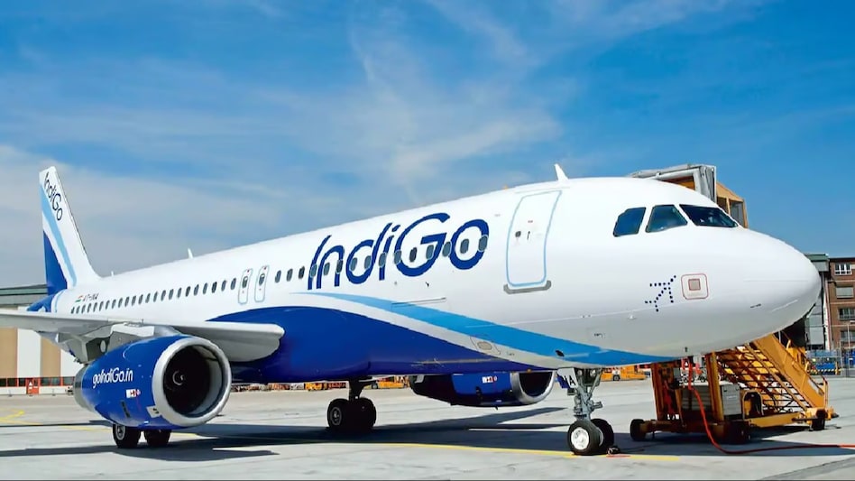 IndiGo flight parked at Mumbai airport receives bomb threat, investigation underway IndiGo flight parked at Mumbai airport receives bomb threat, investigation underway