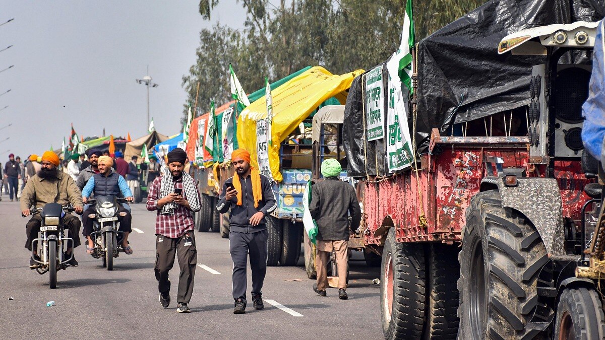 In FY 20, the total agricultural produce's market value was Rs 10 lakh crore. These included 24 crops that were included in the MSP purview. In FY 20, the total agricultural produce's market value was Rs 10 lakh crore. These included 24 crops that were included in the MSP purview.