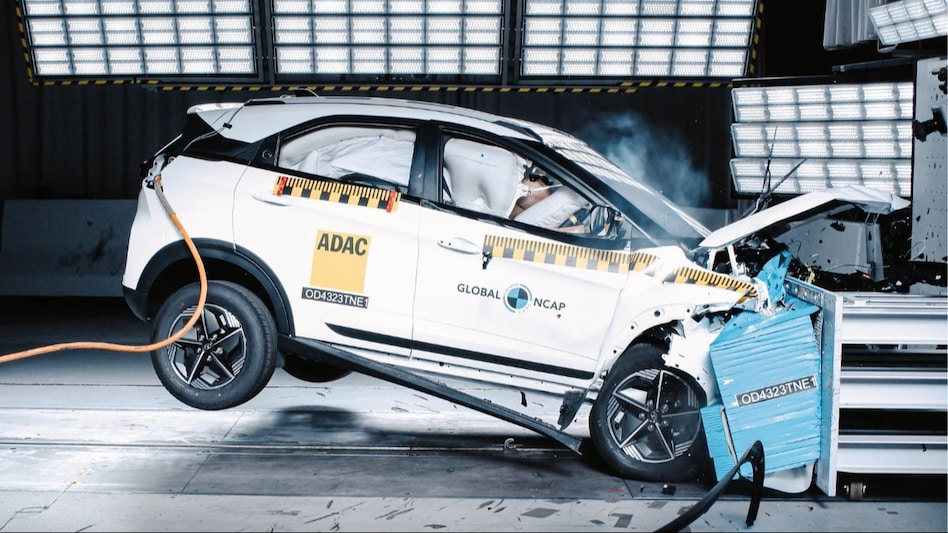 Tata Nexon facelift score 5-stars in GNCAP crash test Tata Nexon facelift score 5-stars in GNCAP crash test