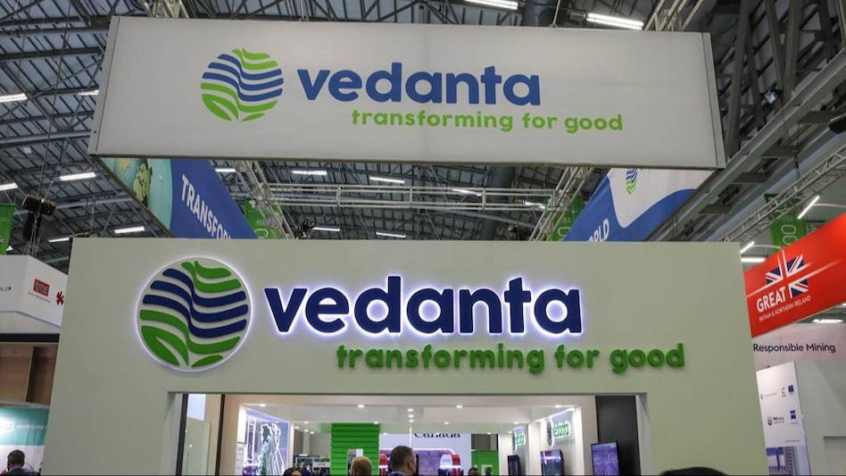 Vedanta shares tank 9% on block deal report; Rajiv Jain's GQG likely buyer Vedanta shares tank 9% on block deal report; Rajiv Jain's GQG likely buyer