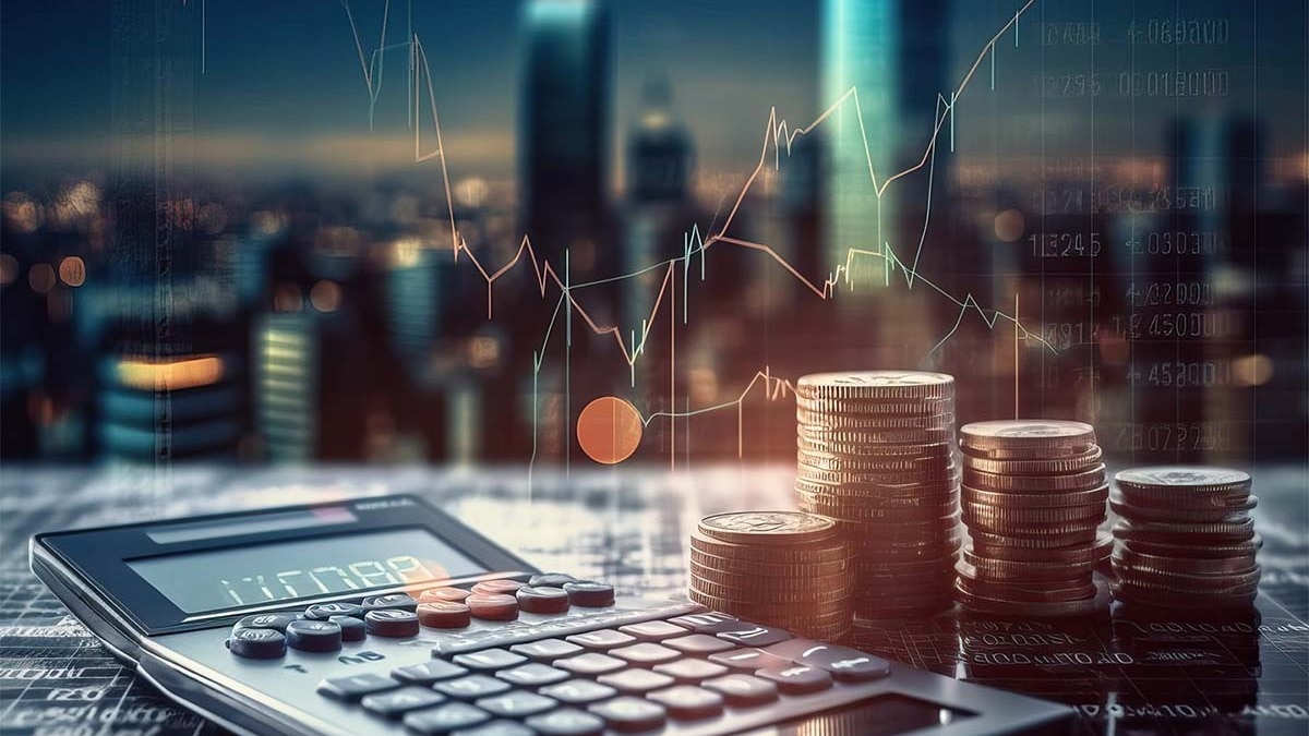 I'm 45 and plan to invest Rs 25 lakh for 5 years. Where should I invest? I'm 45 and plan to invest Rs 25 lakh for 5 years. Where should I invest?