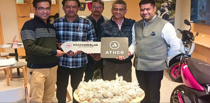 Ather electric scooter purchased using Rs 10 coins Ather electric scooter purchased using Rs 10 coins
