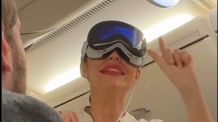Emirates flight attendant tries Apple Vision Pro Emirates flight attendant tries Apple Vision Pro