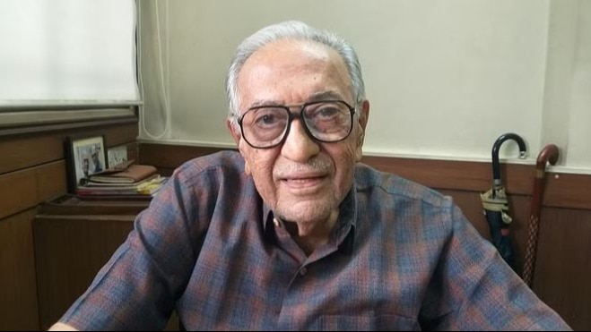 Ameen Sayani, known for 'Binaca Geetmala', 'Bournvita Quiz contest', dies at 91