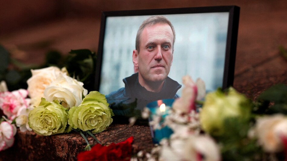 US to impose 'major sanctions' on Russia over Navalny death US to impose 'major sanctions' on Russia over Navalny death
