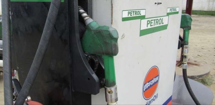 Petroleum dealers in Punjab announced a statewide shutdown of petrol pumps on February 22, demanding an increase in their commission. This move could potentially disrupt fuel supply across the state. Petroleum dealers in Punjab announced a statewide shutdown of petrol pumps on February 22, demanding an increase in their commission. This move could potentially disrupt fuel supply across the state.