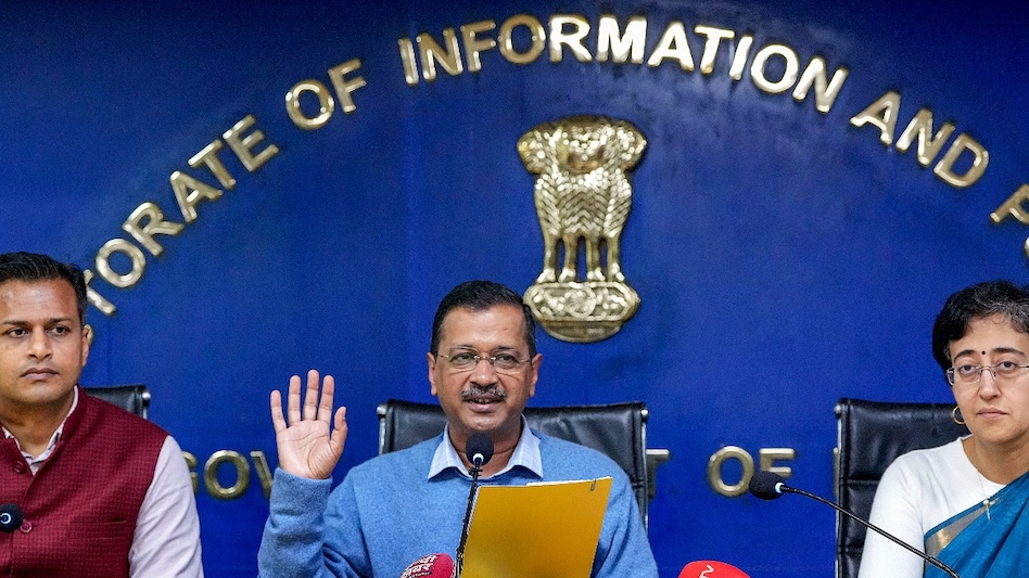 The Kejriwal government is considering a one-time settlement scheme for the outstanding water bills, which have amounted to Rs 5,737 crore. The Kejriwal government is considering a one-time settlement scheme for the outstanding water bills, which have amounted to Rs 5,737 crore.