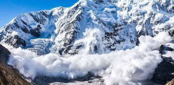 Gulmarg, Avalanche, Missing Foreigners, Search and Rescue, Jammu and Kashmir Gulmarg, Avalanche, Missing Foreigners, Search and Rescue, Jammu and Kashmir
