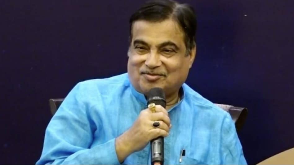 Gadkari claims that the Congress leaders' actions have resulted in reputation damage and loss of credibility. Gadkari claims that the Congress leaders' actions have resulted in reputation damage and loss of credibility.
