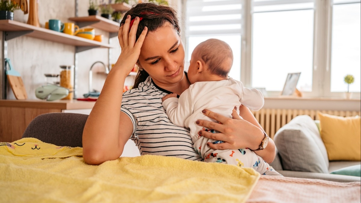 "China unveils comprehensive measures to address demographic challenges: Improving childbirth policies and bolstering support for the elderly as population ages. "China unveils comprehensive measures to address demographic challenges: Improving childbirth policies and bolstering support for the elderly as population ages.