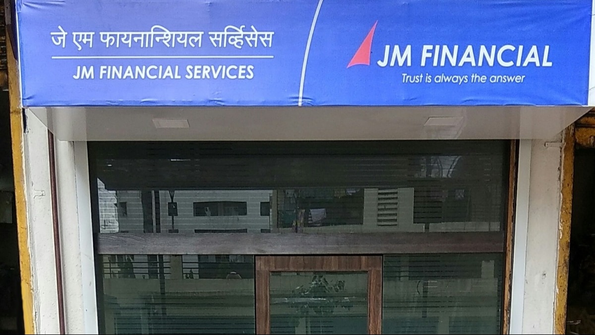 RBI barred JM Financial Services Ltd. from acting as a manager for any public issues of debt RBI barred JM Financial Services Ltd. from acting as a manager for any public issues of debt