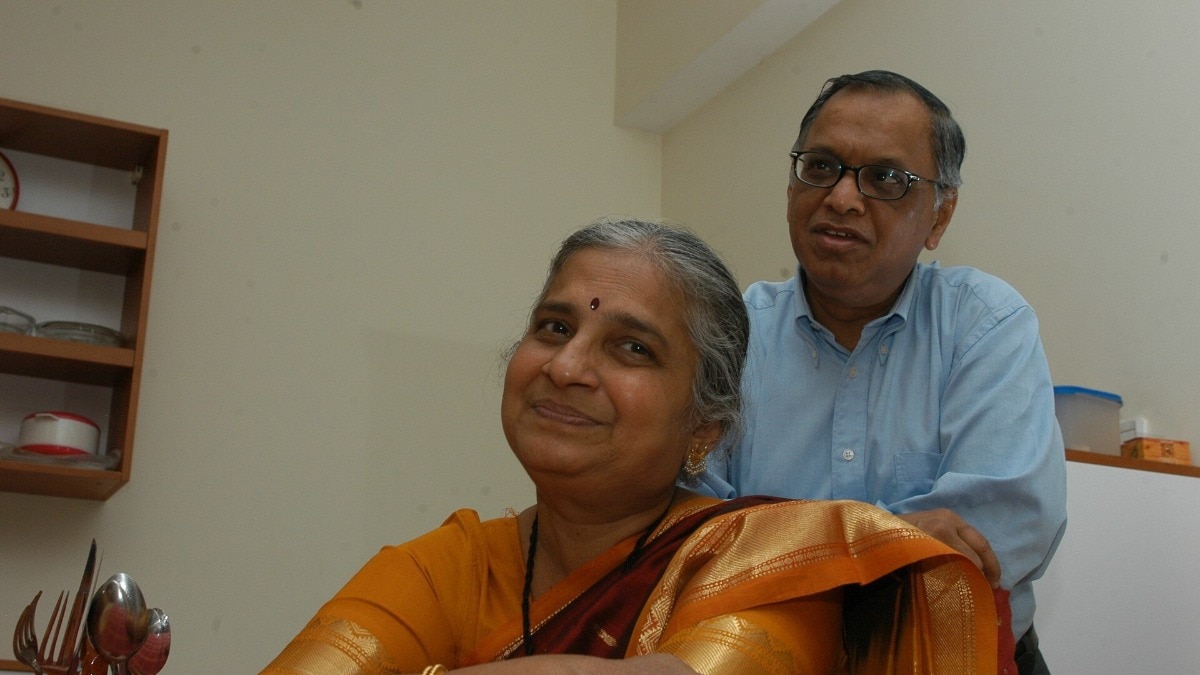 Sudha Murty with Narayana Murthy Sudha Murty with Narayana Murthy
