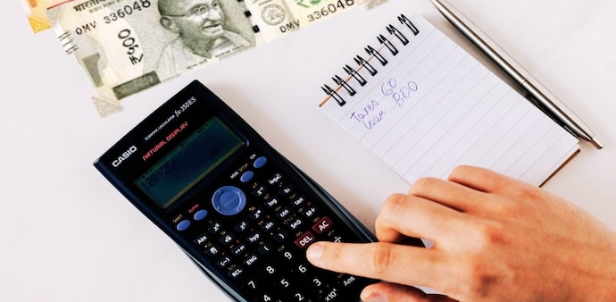 As many as 8 lakh bank employees are set to benefit from the wage hike, which will be effective from November 2022. As many as 8 lakh bank employees are set to benefit from the wage hike, which will be effective from November 2022.