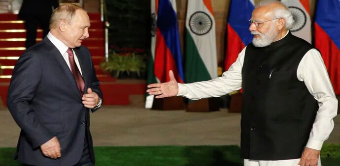 Prime Minister Narendra Modi with Russian President Putin (Reuters) Prime Minister Narendra Modi with Russian President Putin (Reuters)