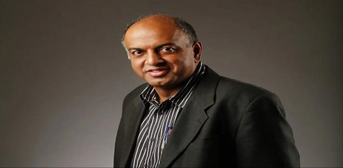 Bikhchandani said he wasn't afraid to hustle. He initially dodged VC meetings, preferring to keep things simple. Bikhchandani said he wasn't afraid to hustle. He initially dodged VC meetings, preferring to keep things simple.