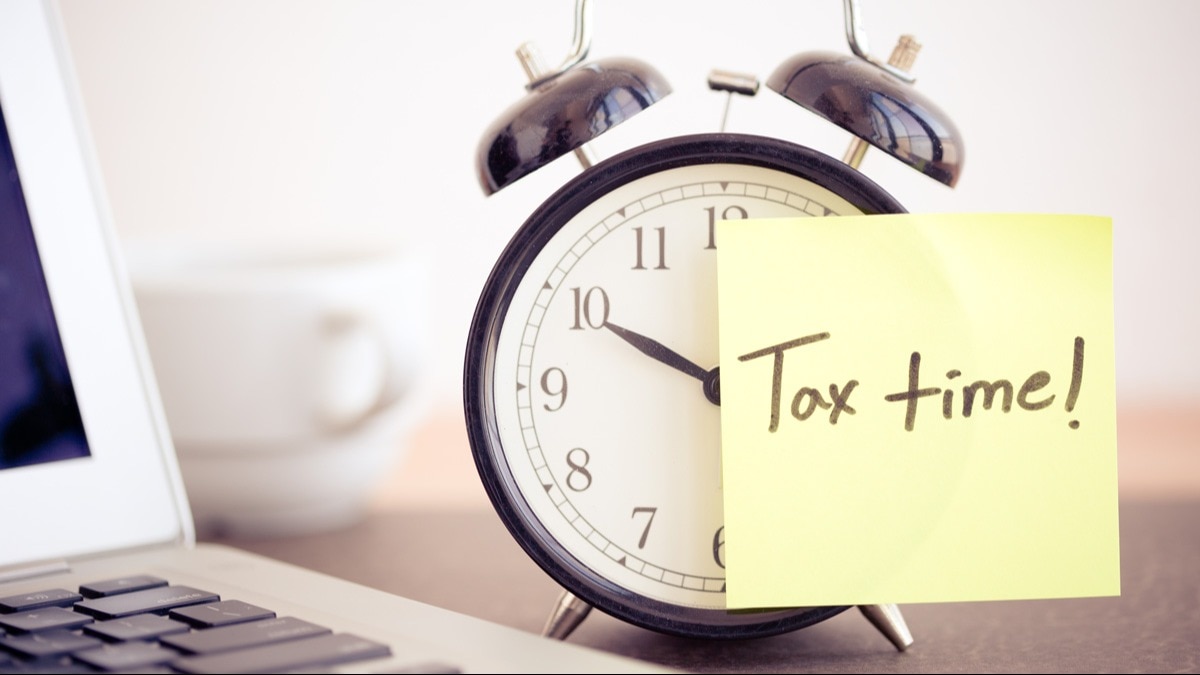 Advance tax: Last instalment deadline on March 15. Know who all need to file 