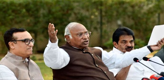 The Congress, which got the third-highest amount among parties, redeemed a total of Rs 1,421.87 crore in 3,146 bonds from April 12, 2019 to January 22, 2024. The Congress, which got the third-highest amount among parties, redeemed a total of Rs 1,421.87 crore in 3,146 bonds from April 12, 2019 to January 22, 2024.
