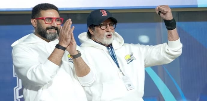 Reports claimed the megastar had undergone an angioplasty procedure for either a clot in his leg or a blocked artery. Reports claimed the megastar had undergone an angioplasty procedure for either a clot in his leg or a blocked artery.