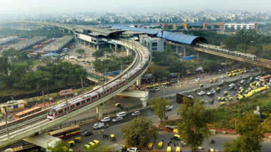 The user mentioned that he would refuse to work in the city even for a hefty annual salary of five crore. The user mentioned that he would refuse to work in the city even for a hefty annual salary of five crore.