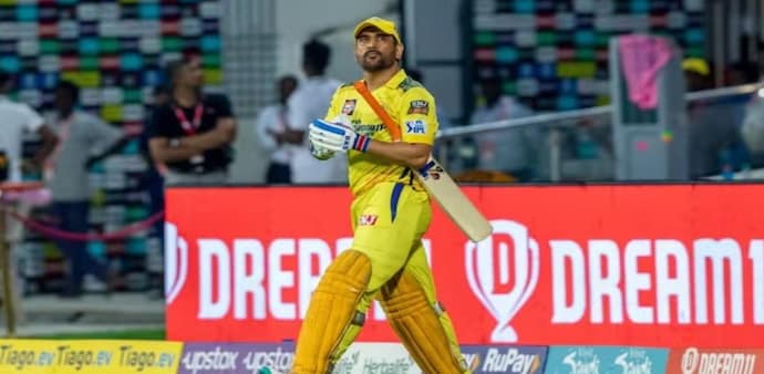 MS Dhoni quits as CSK captain ahead of IPL 2024 MS Dhoni quits as CSK captain ahead of IPL 2024