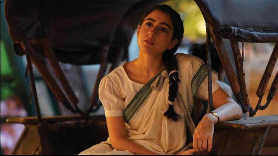 Sara Ali Khan, however, manages to redeem herself in the second half but that too not without stumbling here and there. Sara Ali Khan, however, manages to redeem herself in the second half but that too not without stumbling here and there.