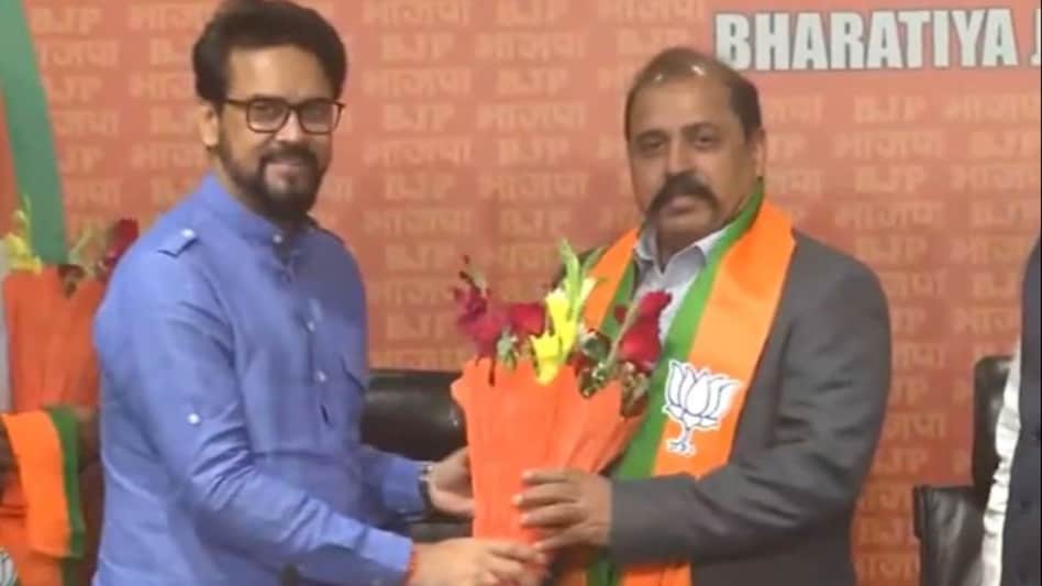 Former Air Force chief RKS Bhadauria joins BJP Former Air Force chief RKS Bhadauria joins BJP
