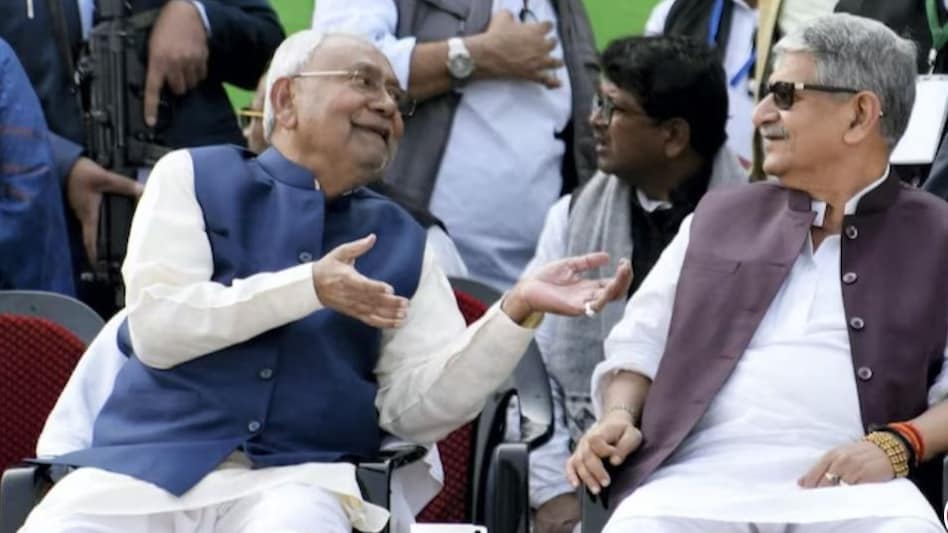As per the seat-sharing, the BJP will contest 17 seats in Bihar, while Chief Minister Nitish Kumar-led JD(U) will contest 16 seats. As per the seat-sharing, the BJP will contest 17 seats in Bihar, while Chief Minister Nitish Kumar-led JD(U) will contest 16 seats.