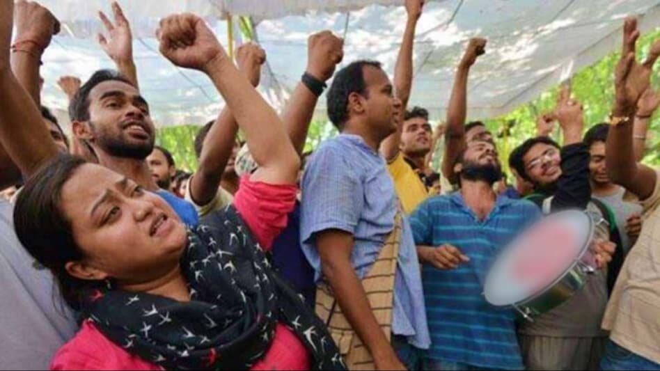 The United Left panel effected a clean sweep in the JNUSU election, defeating its nearest rival the RSS-affiliated ABVP. The United Left panel effected a clean sweep in the JNUSU election, defeating its nearest rival the RSS-affiliated ABVP.