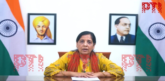Earlier in the day, Sunita Kejriwal launched a WhatsApp campaign, urging people to support her husband, who is in ED custody. Earlier in the day, Sunita Kejriwal launched a WhatsApp campaign, urging people to support her husband, who is in ED custody.