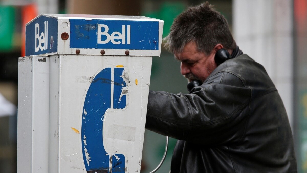 Bell has fired 400 workers in a 10 minute meeting. (Photo credit: Reuters)