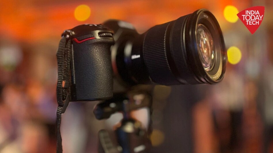 Nikon buys RED, the company that makes cameras for movies and TV shows production Nikon buys RED, the company that makes cameras for movies and TV shows production