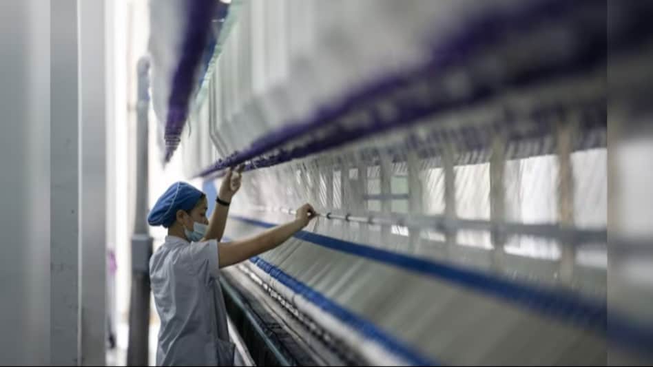 March Surge in Chinese Services Activity Signals Tentative Economic Recovery March Surge in Chinese Services Activity Signals Tentative Economic Recovery