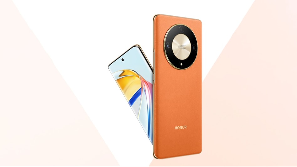 Honor X9b is topped up with the 5800 mAh battery, which it claims is super durable and should stay as good as new even after three years of usage. Honor X9b is topped up with the 5800 mAh battery, which it claims is super durable and should stay as good as new even after three years of usage.