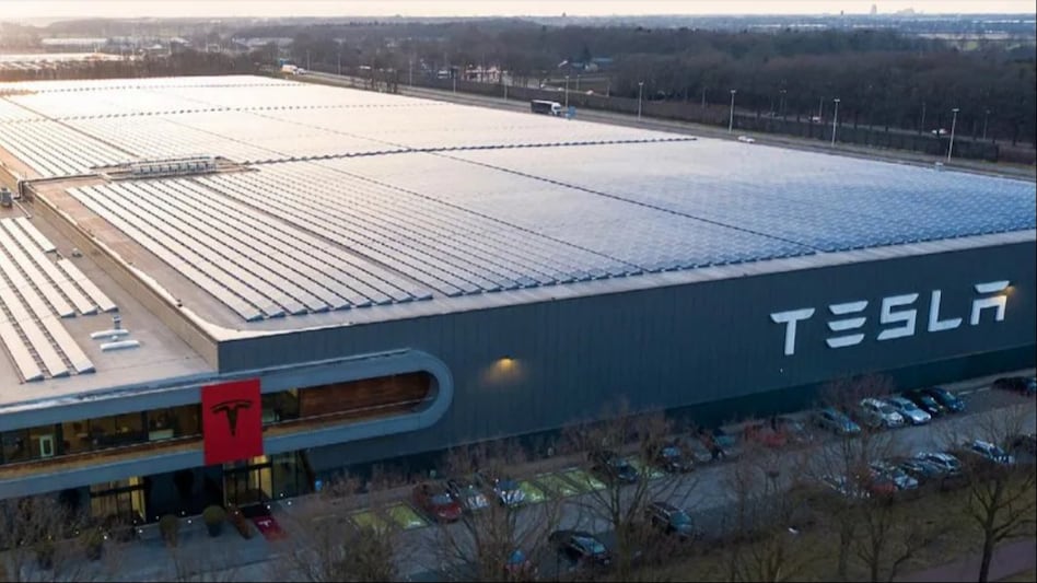 On Wednesday it was reported that Tesla is set to deploy a team to explore potential locations in the country for a proposed electric car plant valued at $2 billion to $3 billion. On Wednesday it was reported that Tesla is set to deploy a team to explore potential locations in the country for a proposed electric car plant valued at $2 billion to $3 billion.