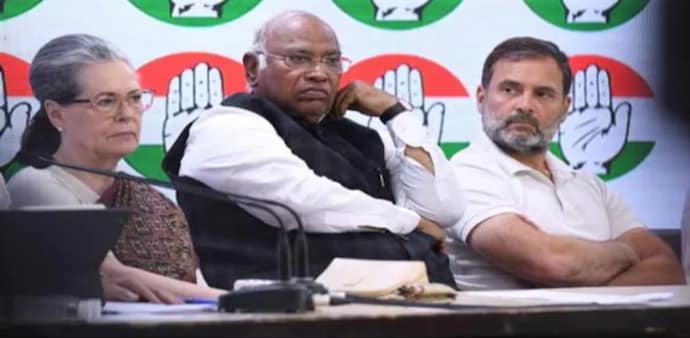 Congress party president Mallikarjun Kharge with Sonia Gandhi and Rahul Gandhi at the Congress party headquarters in New Delhi. Congress party president Mallikarjun Kharge with Sonia Gandhi and Rahul Gandhi at the Congress party headquarters in New Delhi.